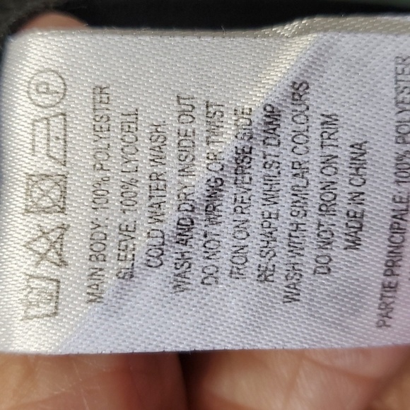 French connection black tunic top with bling. Size‎ small. Long sleeves. - Picture 8 of 8